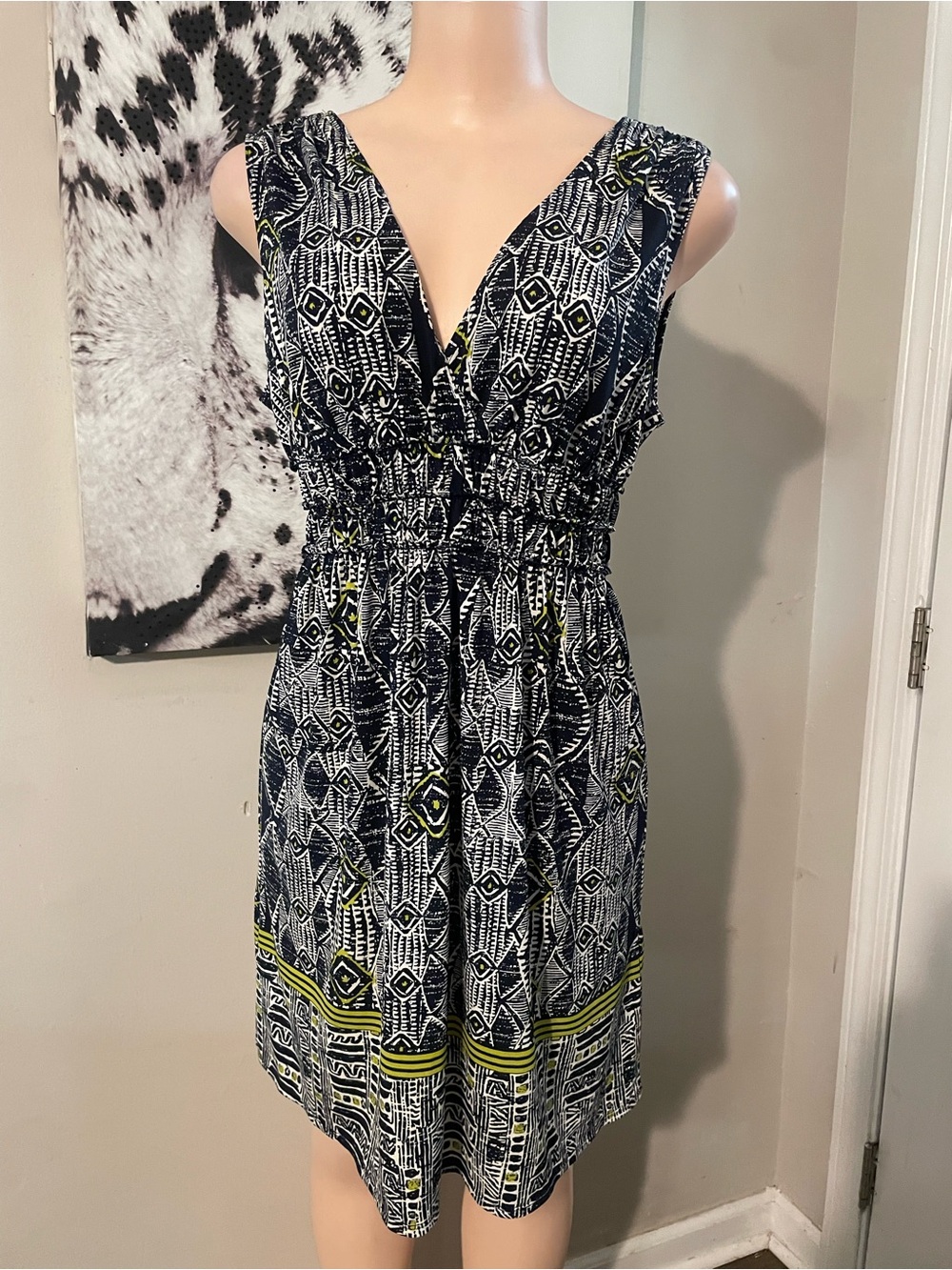 Max Edition Geometric Print VNeck Dress Smock Bodice stretch Comfy pullover Med